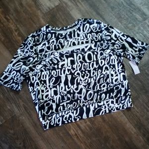 Scripted Cutout Yoga Top